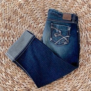 BKE by Buckle Kate Embellished Stretch Crop Jeans. Size 34
